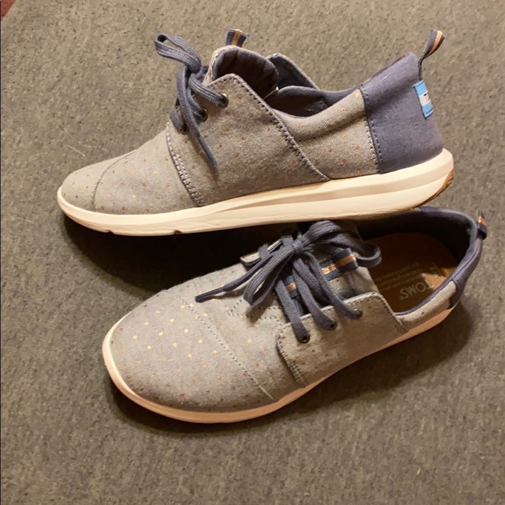 Toms Sneakers